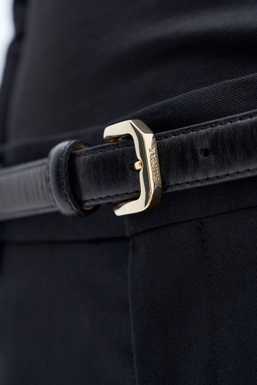 Small Buckle Belt