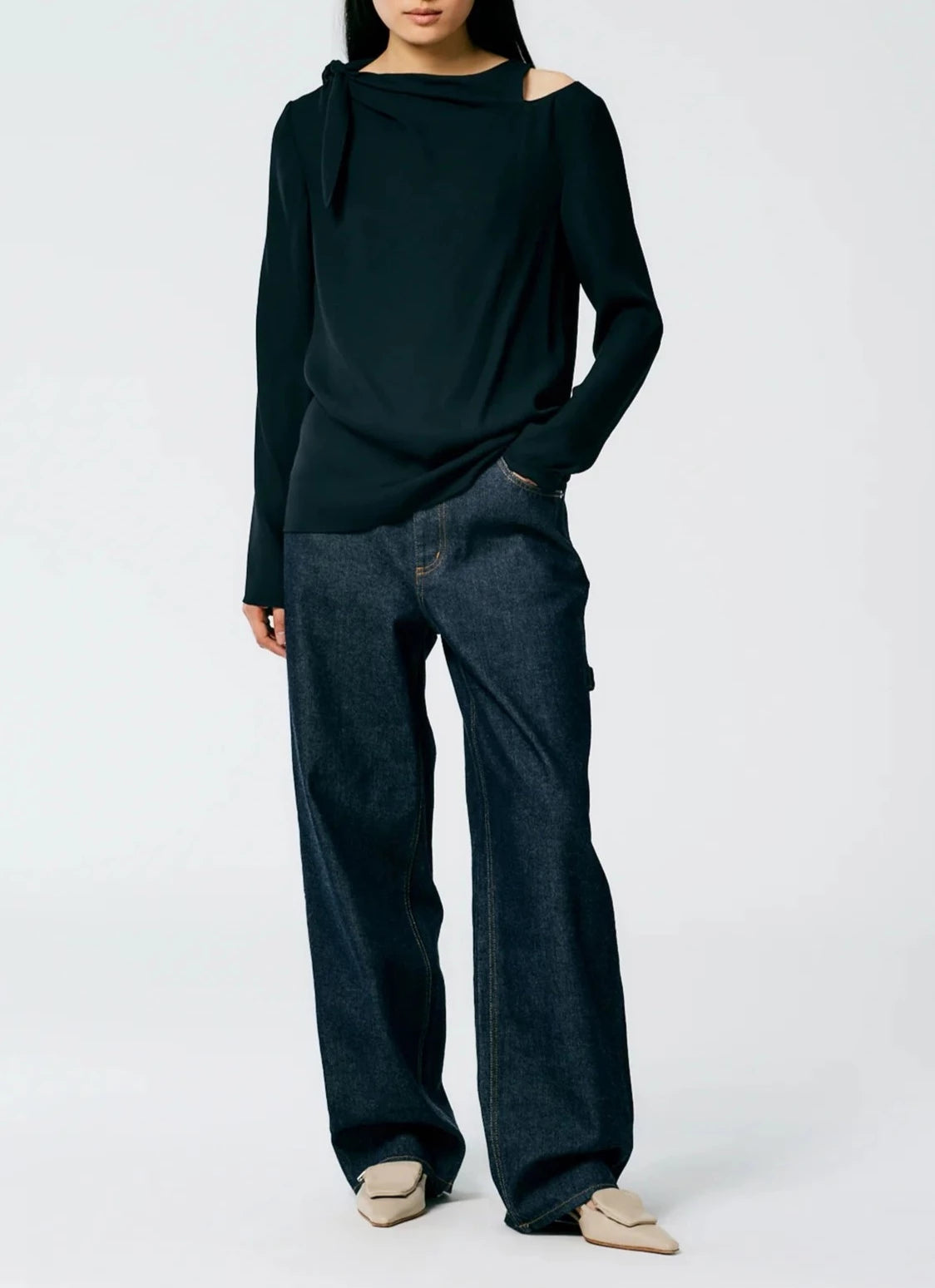 Feather Weight Eco Crepe Benedict Top