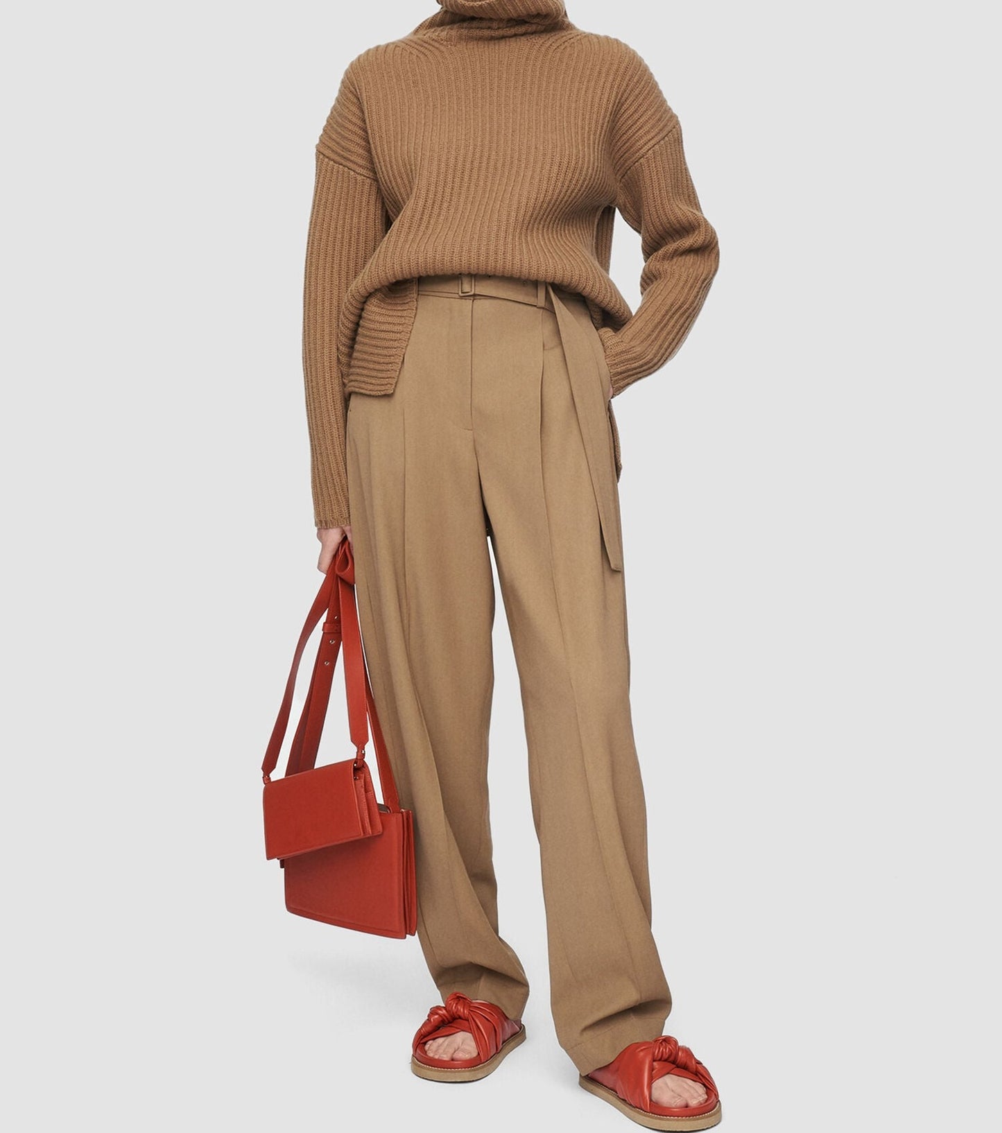 Drew Pant Drapy Wool Viscose in Camel - TheStorebySchneeweiss