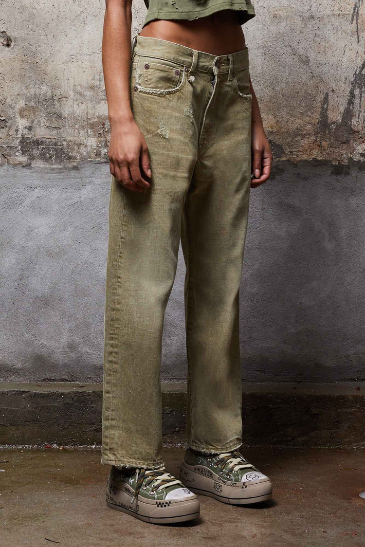 Boyfriend Jean in Moss Green - TheStorebySchneeweiss