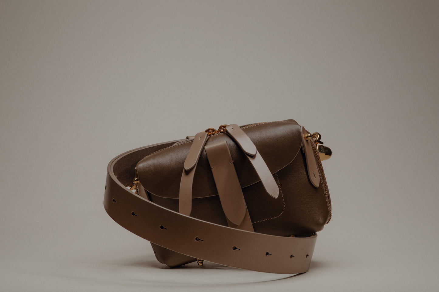 Micro Tool Bag in Khaki - TheStorebySchneeweiss