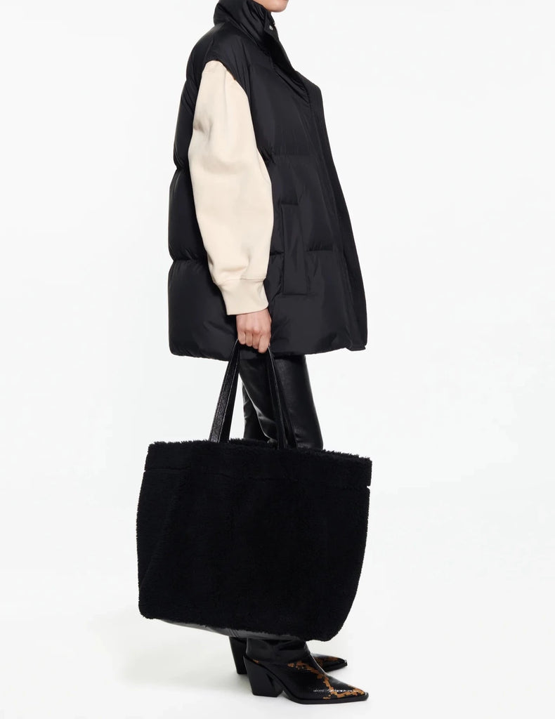 Zola Vest in Black - TheStorebySchneeweiss