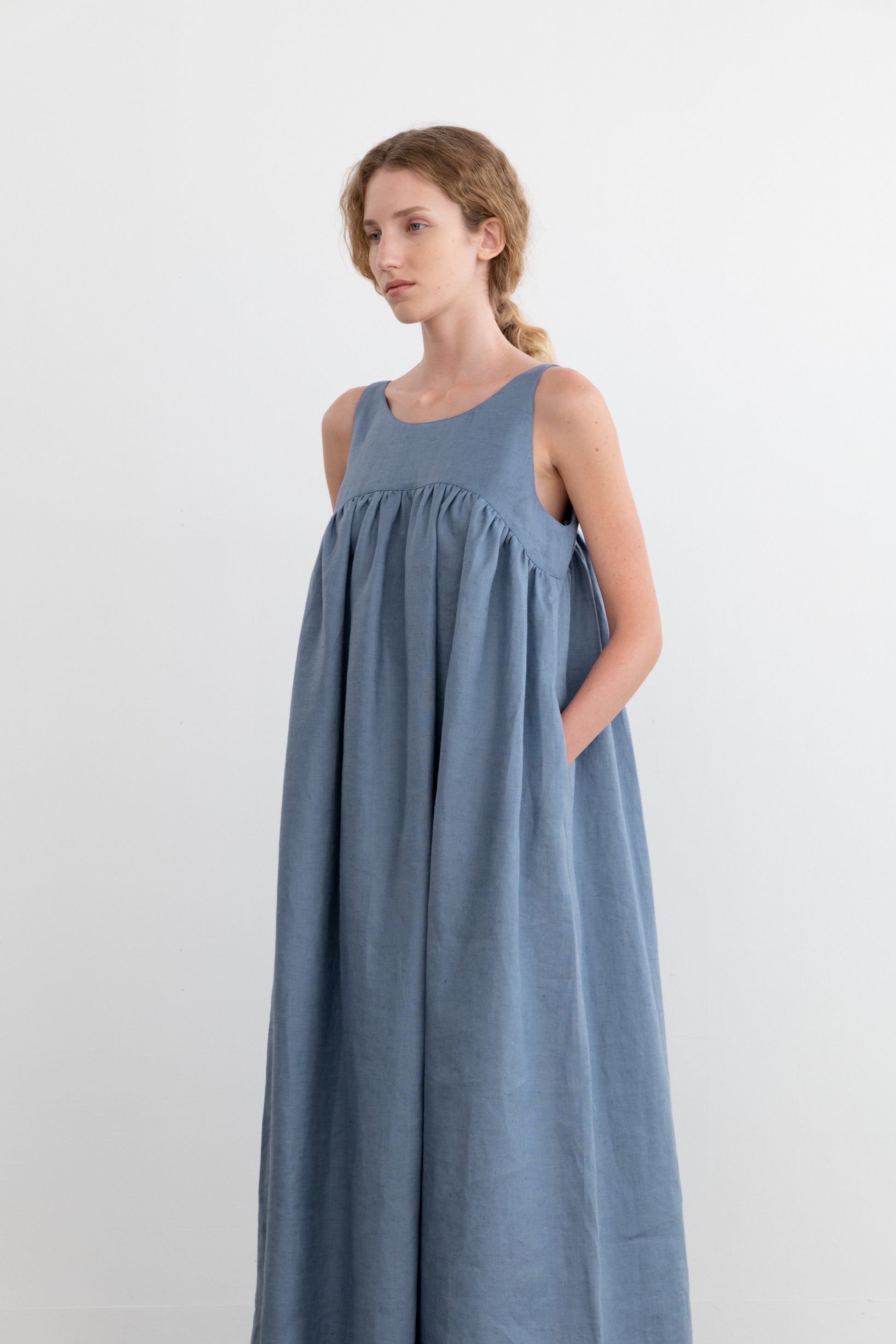 Linen Empire Dress Blue - TheStorebySchneeweiss