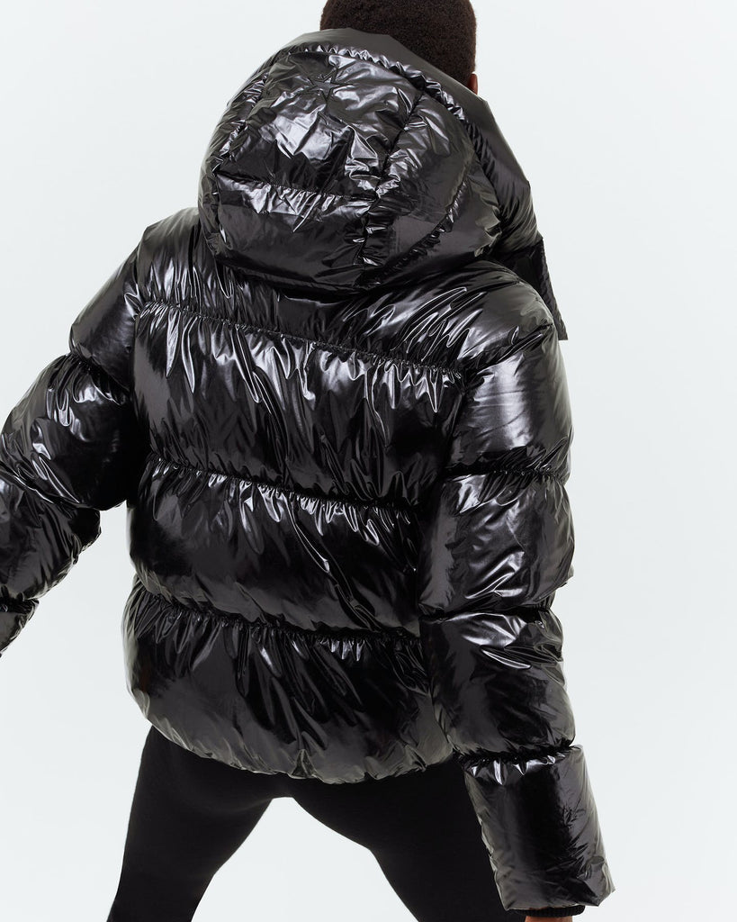 Metallic January Down Jacket in Black - TheStorebySchneeweiss